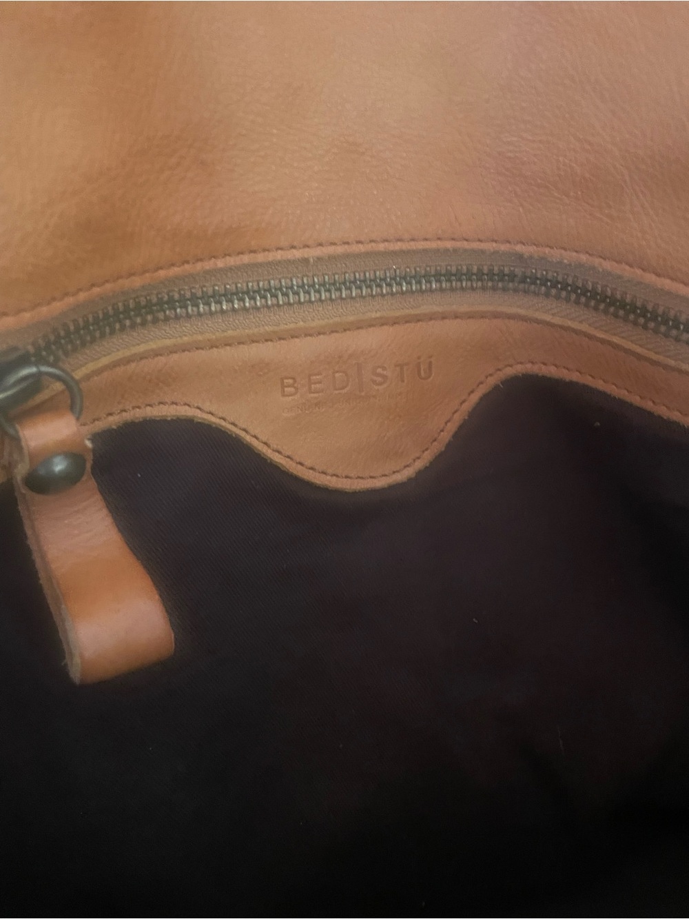 BED STU Messenger studs crossbody bag*11x13 - Picture 15 of 16